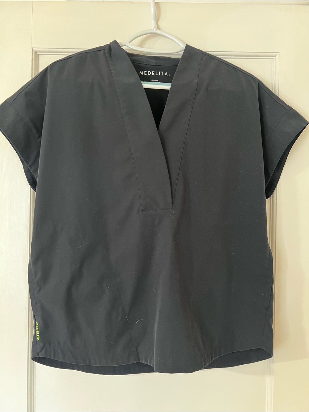 Medelita Black Short-Sleeve V-Neck Scrub Top
